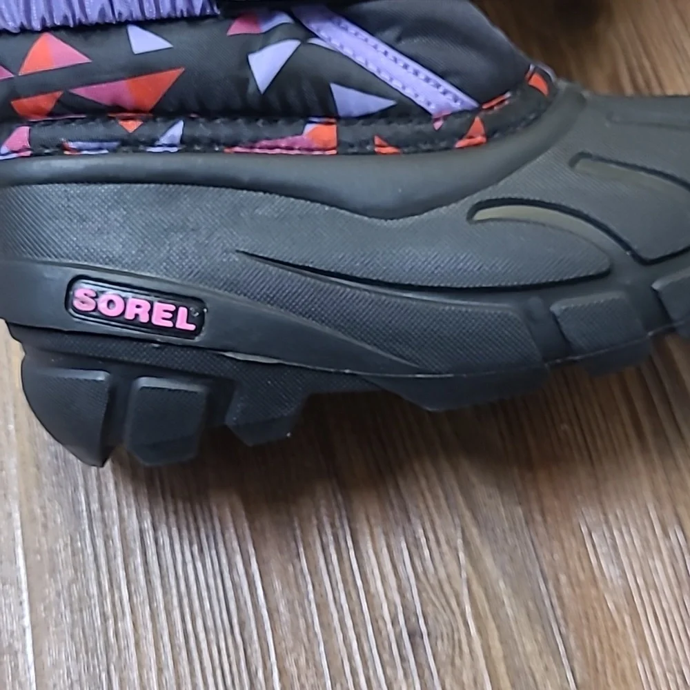 Sorel‎ Black Kids' Snow Boots with Pink & Purple Triangle Print